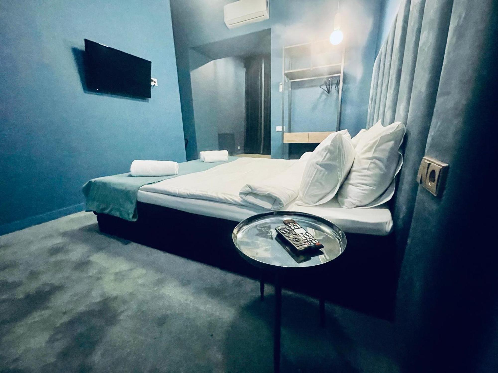 Freeze Inn Тбилиси Экстерьер фото
