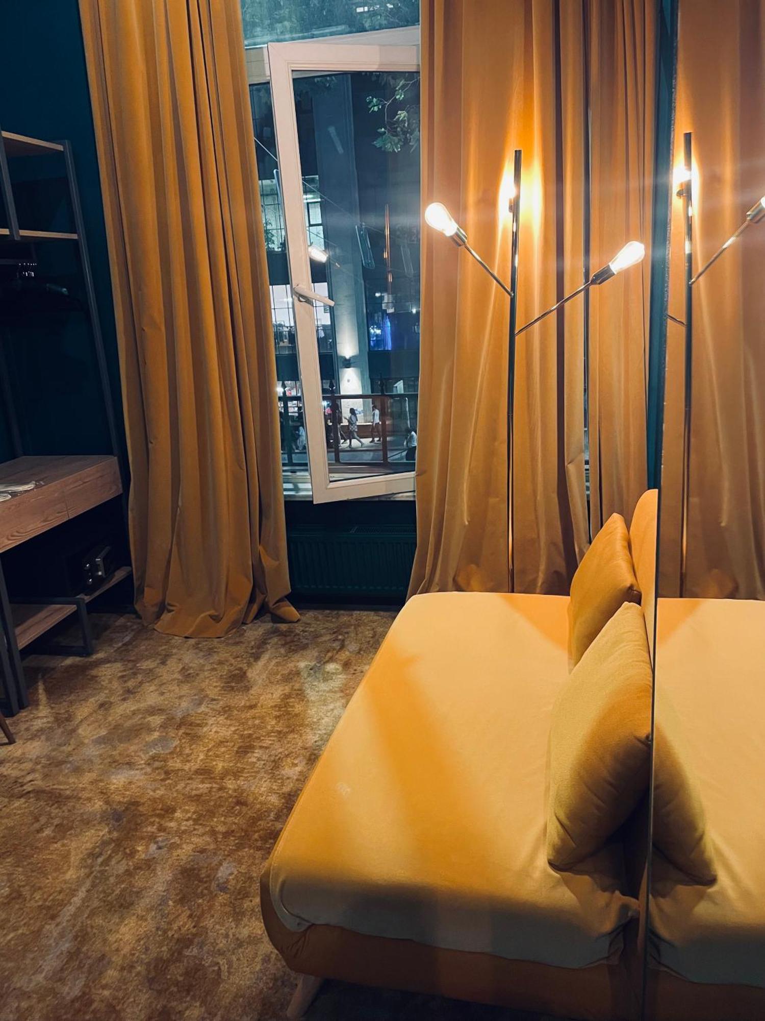 Freeze Inn Тбилиси Экстерьер фото